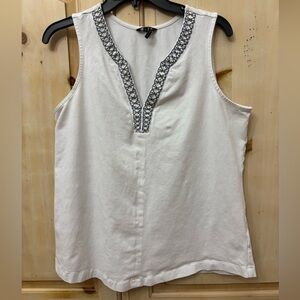 Nic + Zoe Embroidered Sleeveless Top